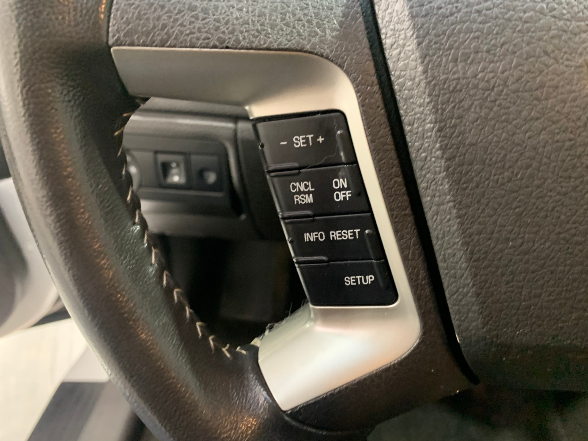 Used-2012-Ford-Fusion-SEL-FWD