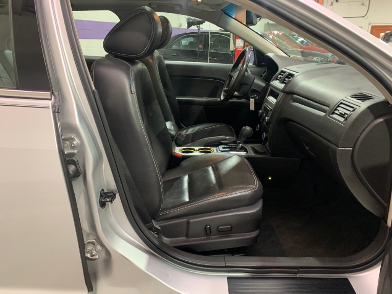 Used-2012-Ford-Fusion-SEL-FWD