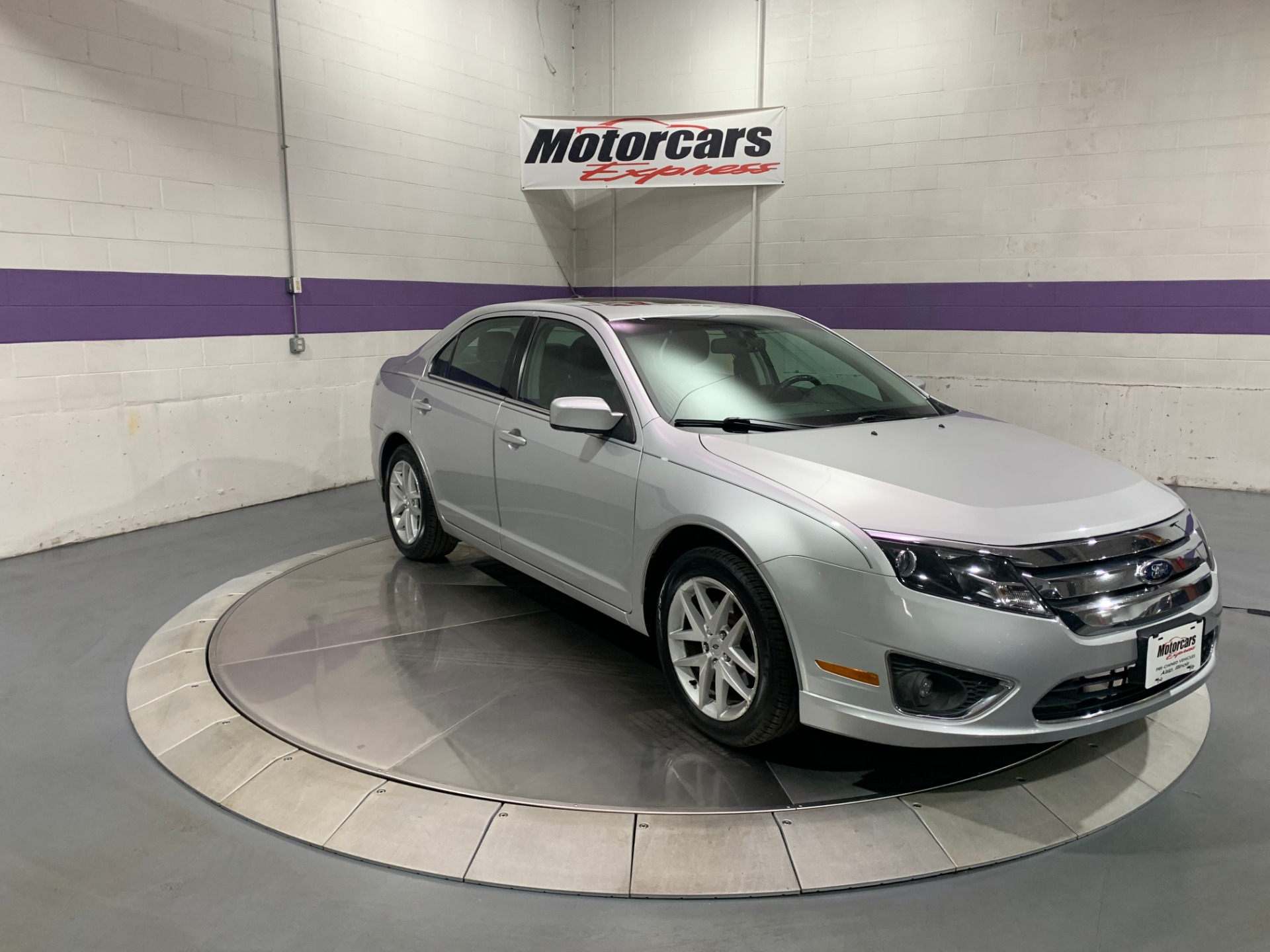 Used-2012-Ford-Fusion-SEL-FWD