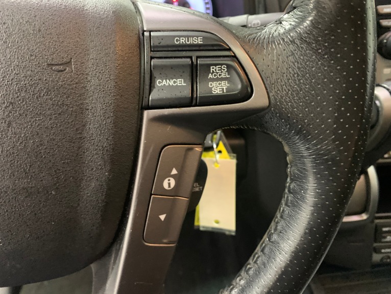 Used-2013-Honda-Pilot-Touring-4X4