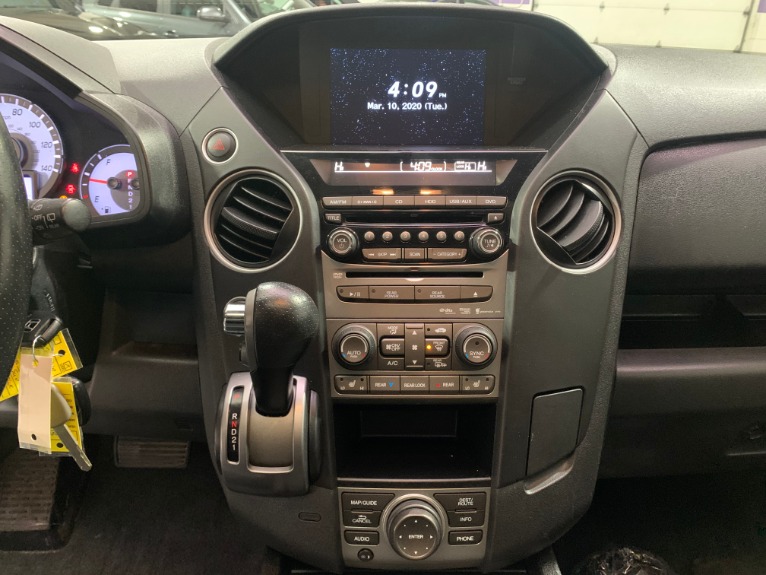 Used-2013-Honda-Pilot-Touring-4X4