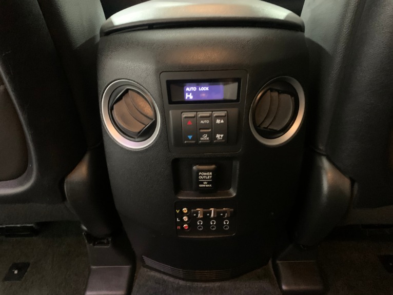 Used-2013-Honda-Pilot-Touring-4X4