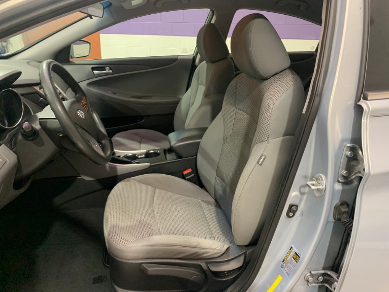 Used-2011-Hyundai-Sonata-GLS-FWD