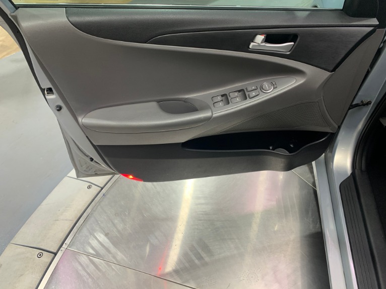 Used-2011-Hyundai-Sonata-GLS-FWD