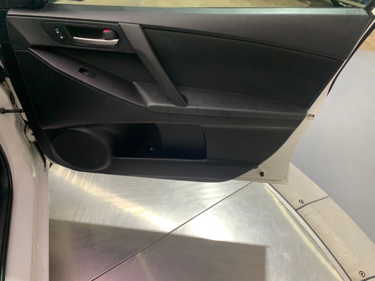Used-2012-Mazda-Mazda3-i-Touring-FWD