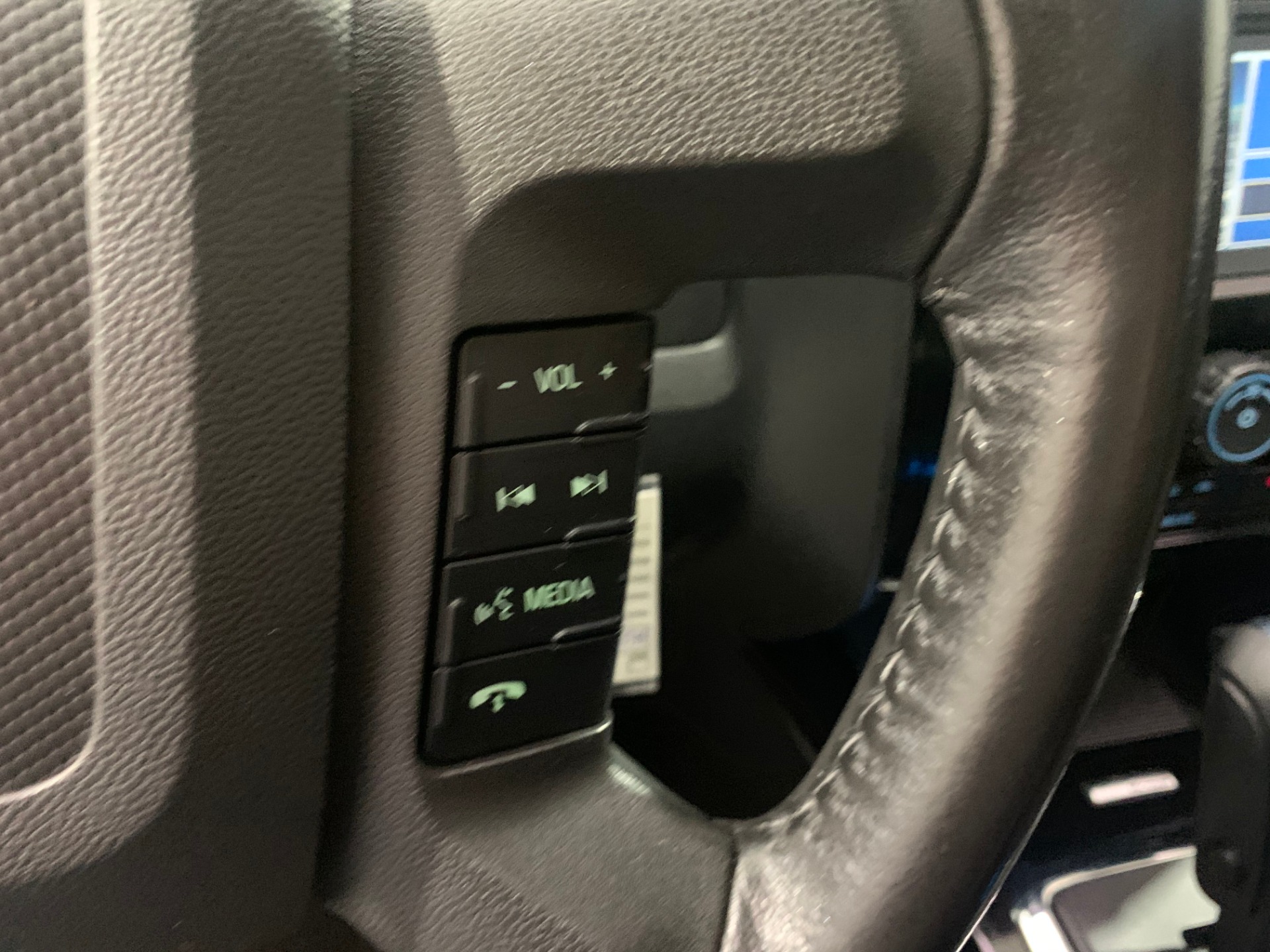 Used-2009-Ford-Escape-Limited-AWD