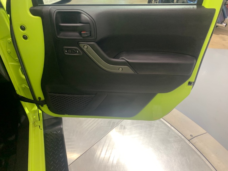 Used-2017-Jeep-Wrangler-Unlimited-Sport