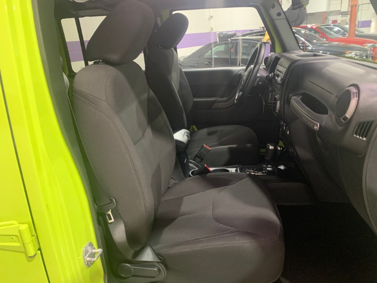 Used-2017-Jeep-Wrangler-Unlimited-Sport