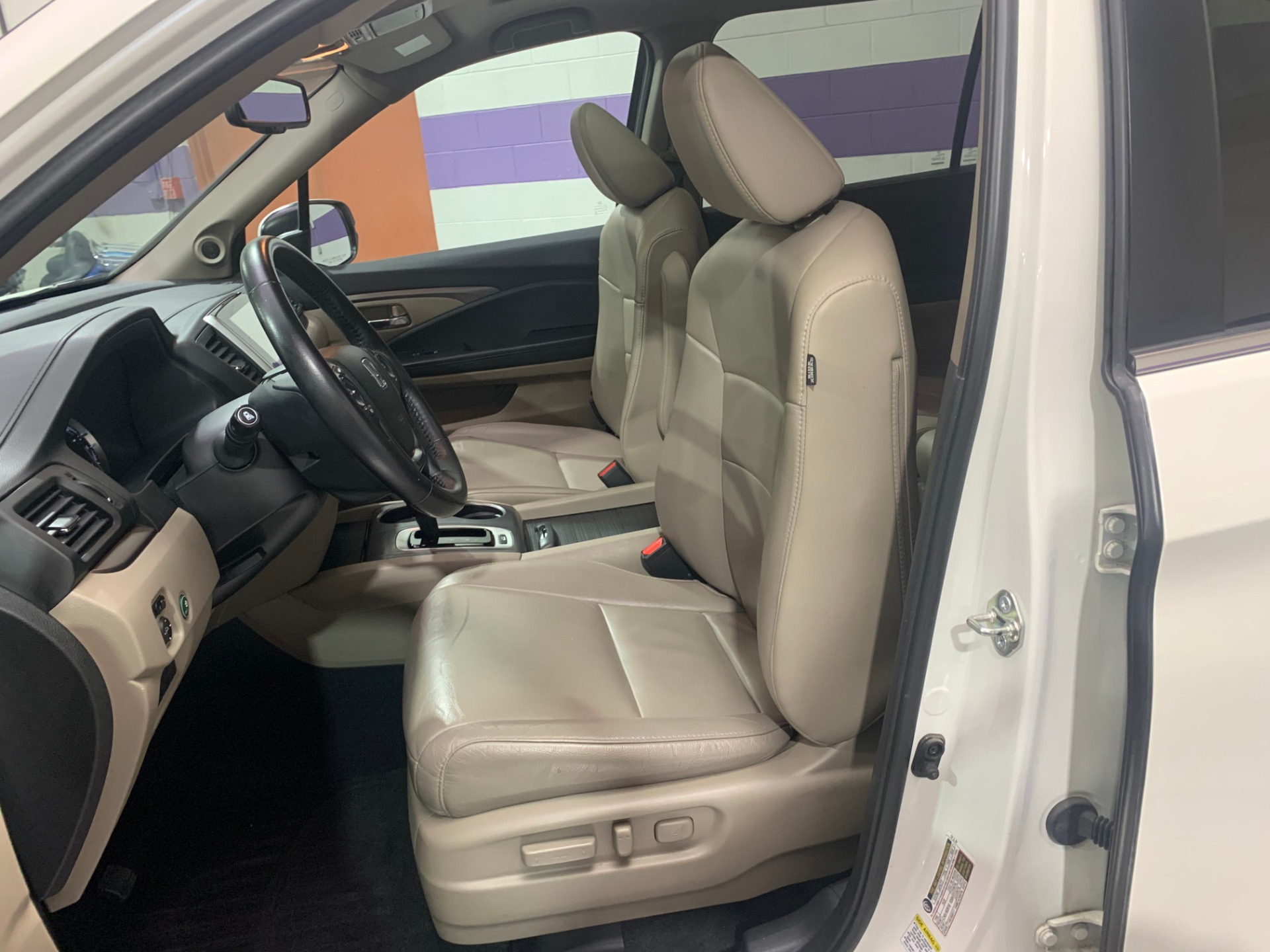Used-2016-Honda-Pilot-EX-L-w/Navi-AWD