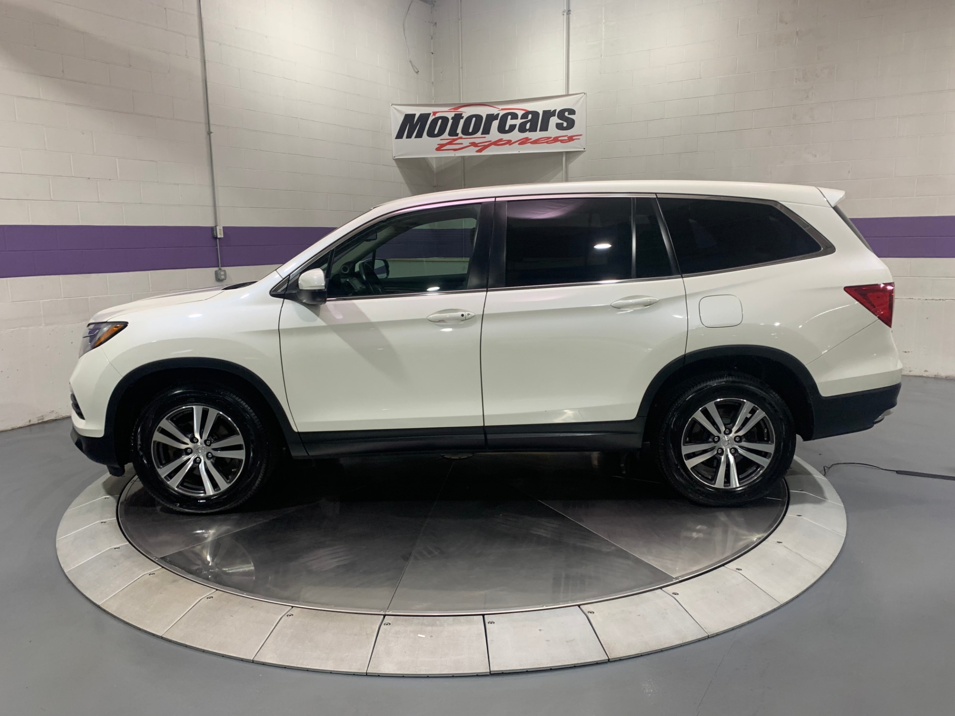Used-2016-Honda-Pilot-EX-L-w/Navi-AWD