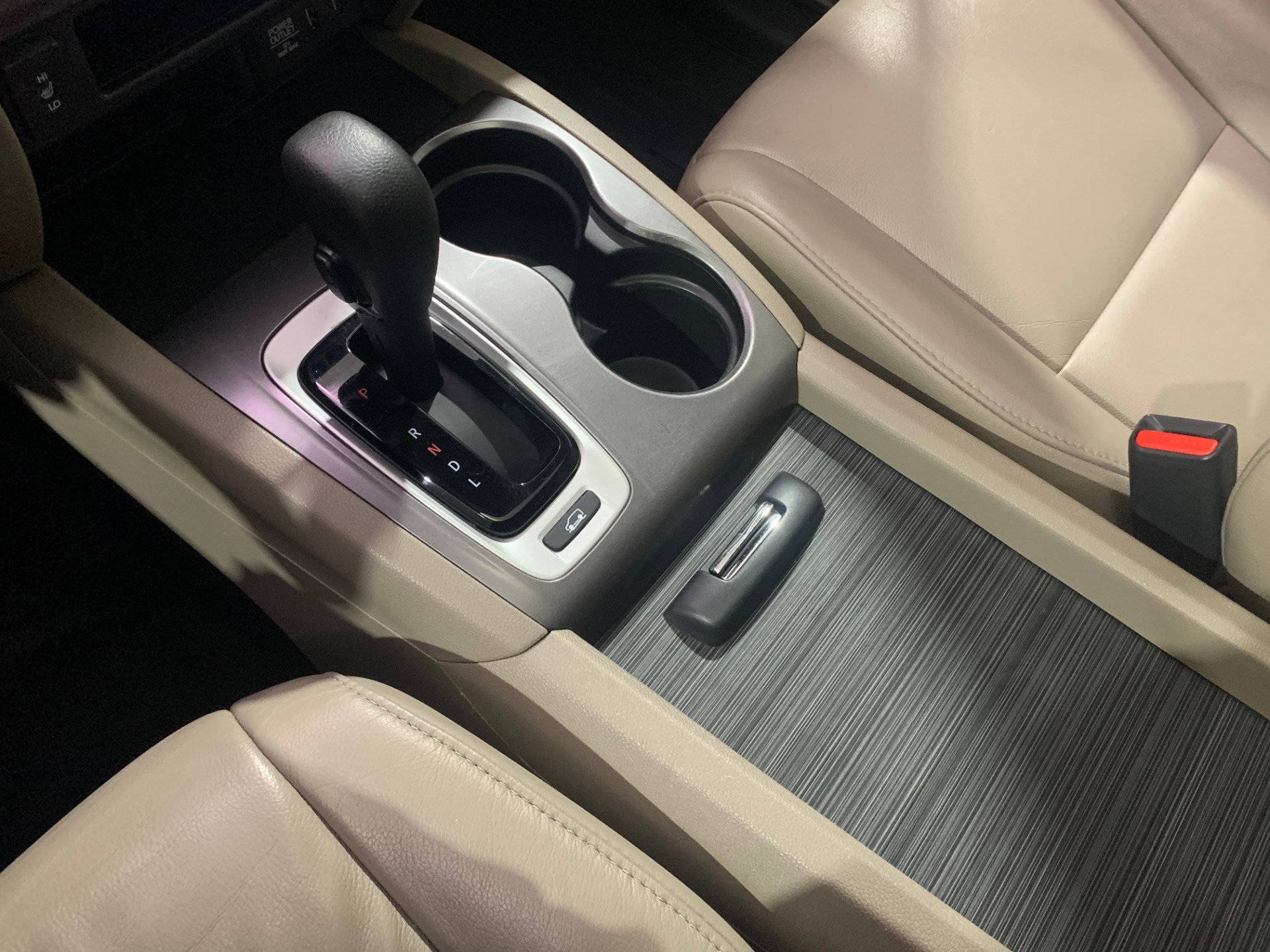 Used-2016-Honda-Pilot-EX-L-w/Navi-AWD