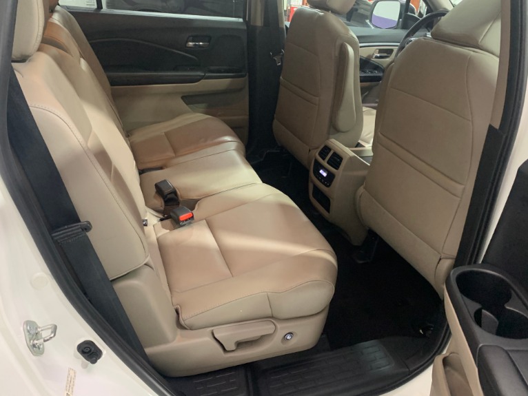 Used-2016-Honda-Pilot-EX-L-w/Navi-AWD