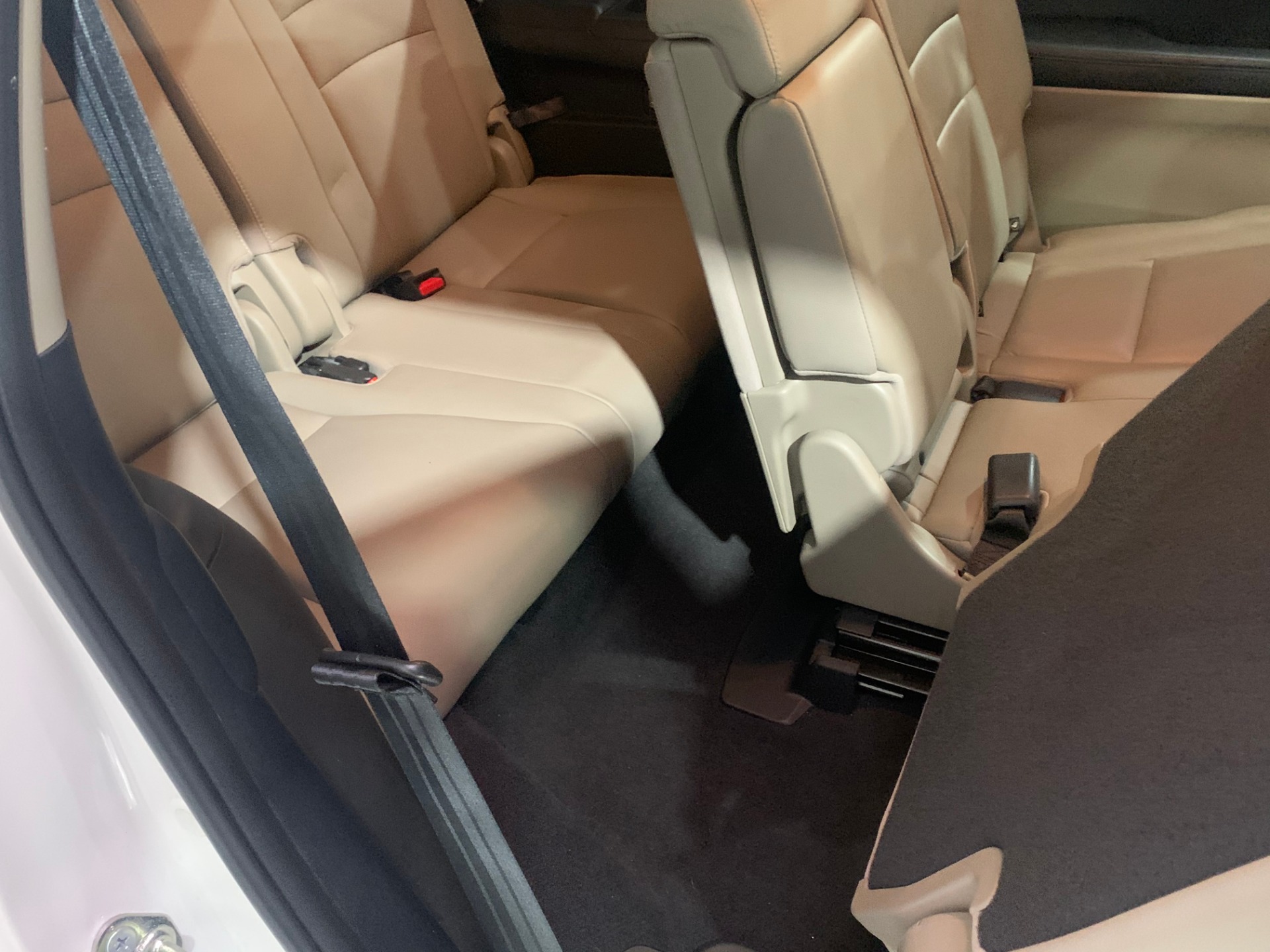 Used-2016-Honda-Pilot-EX-L-w/Navi-AWD