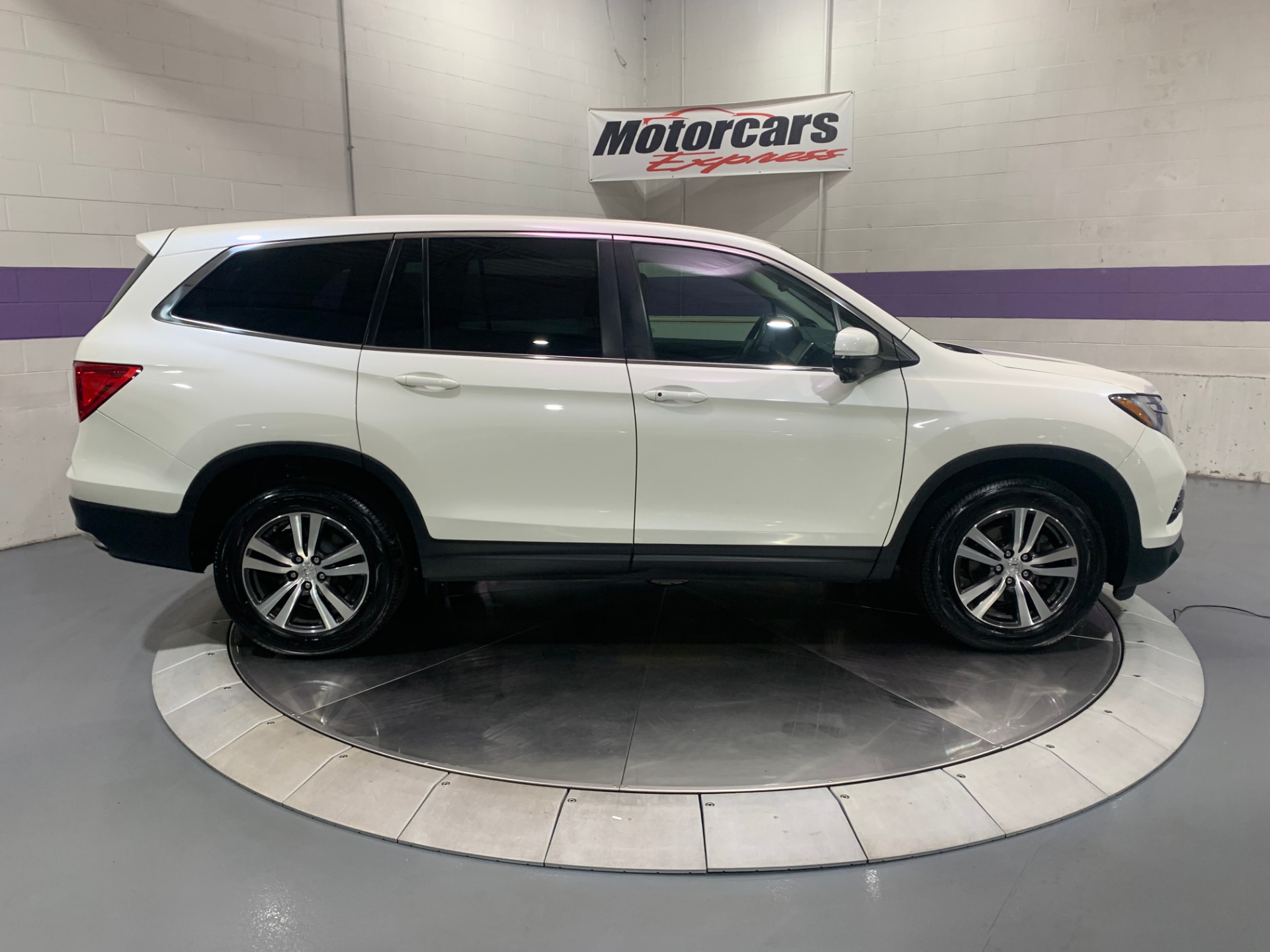 Used-2016-Honda-Pilot-EX-L-w/Navi-AWD