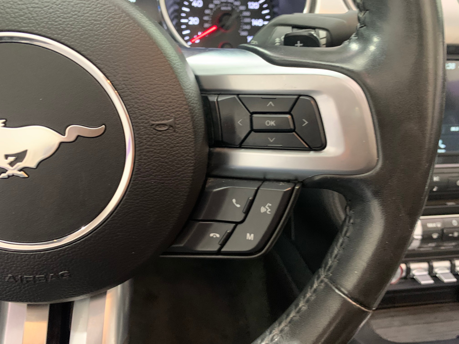 Used-2018-Ford-Mustang-Convertible-EcoBoost-Premium-RWD