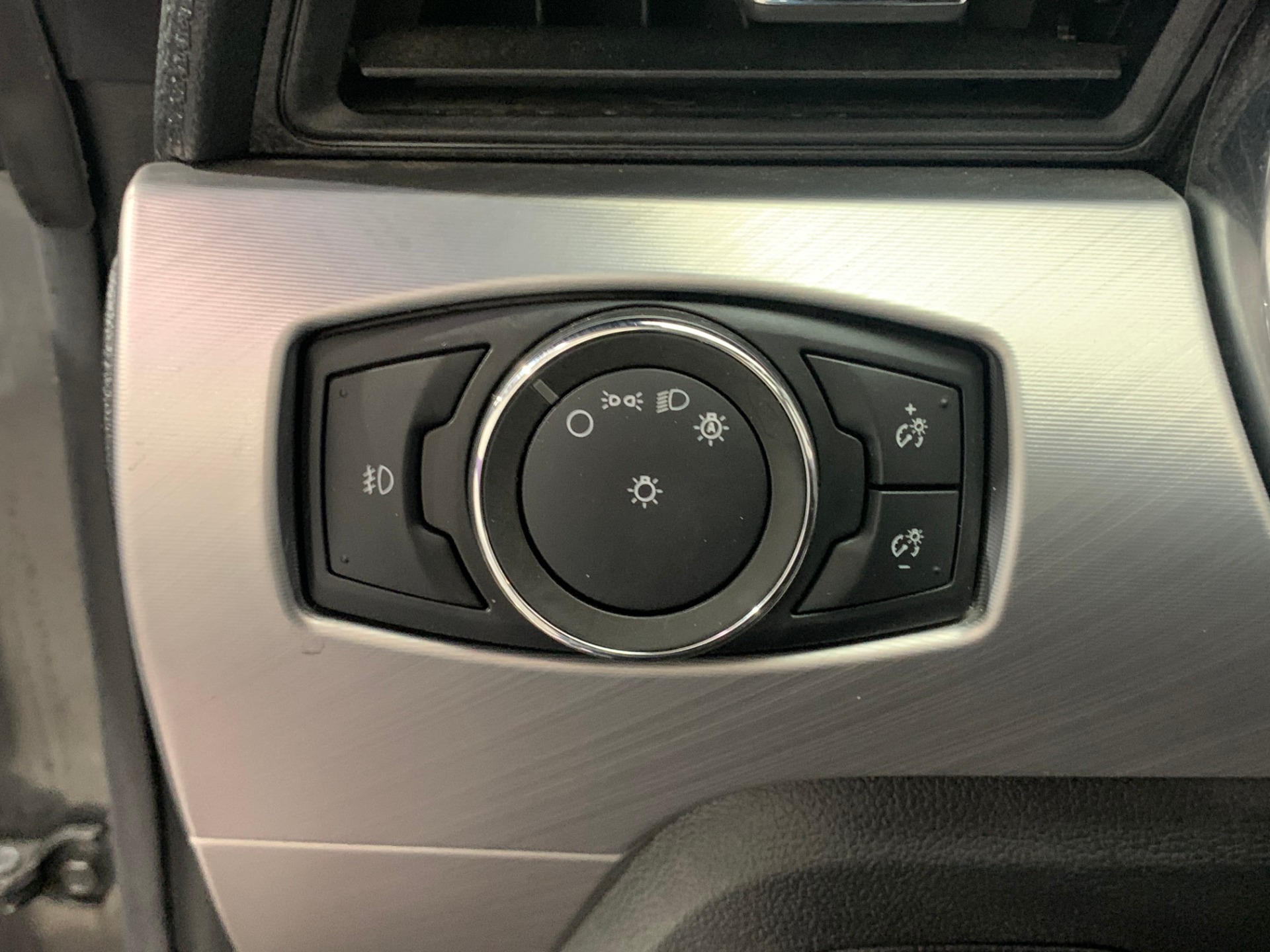 Used-2018-Ford-Mustang-Convertible-EcoBoost-Premium-RWD