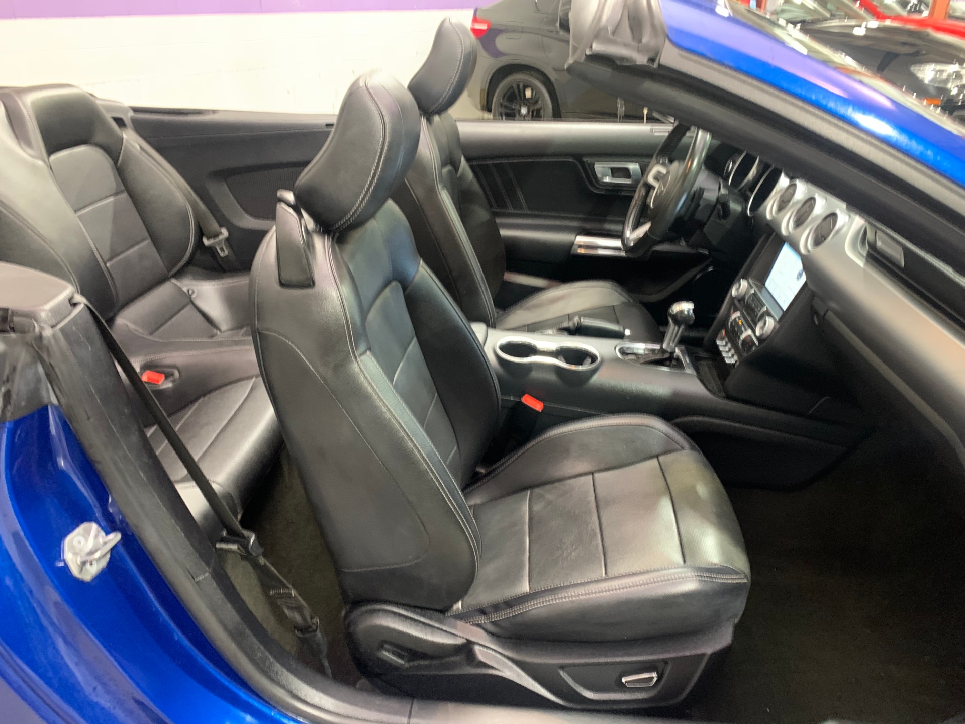 Used-2018-Ford-Mustang-Convertible-EcoBoost-Premium-RWD