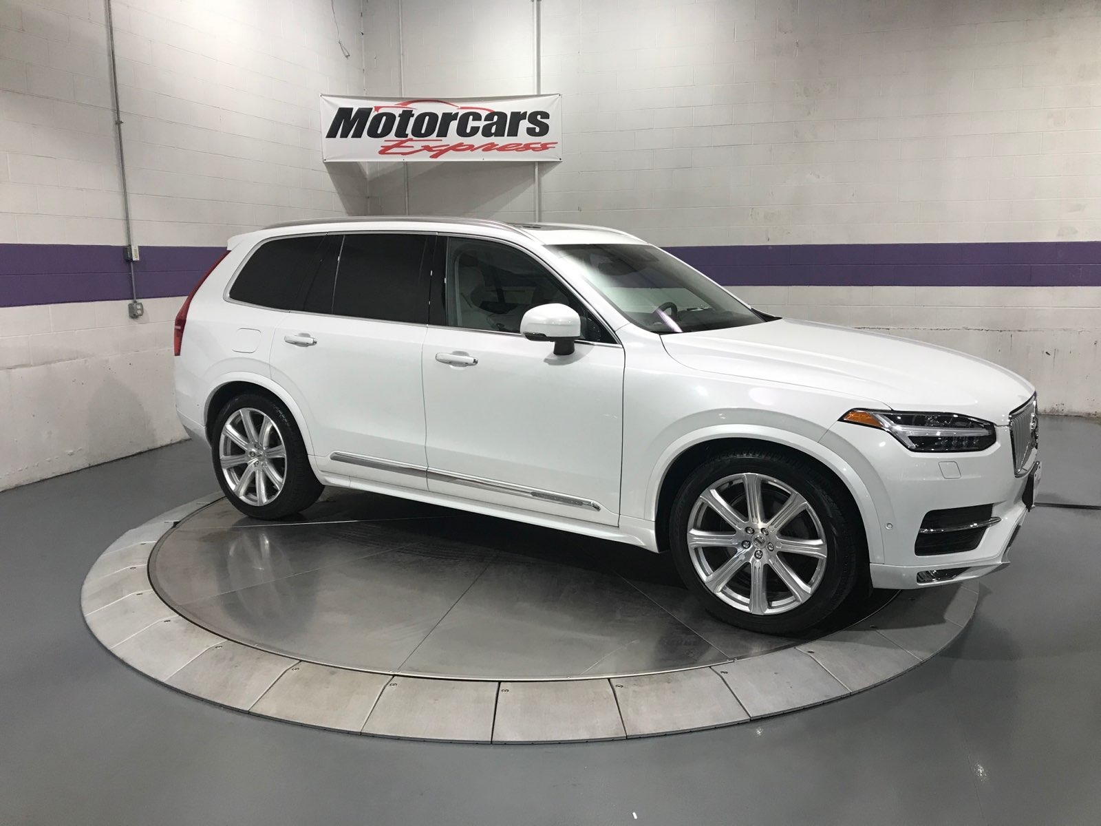 Used-2019-Volvo-XC90-T6-Inscription