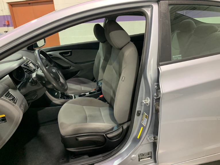 Used-2015-Hyundai-Elantra-Limited