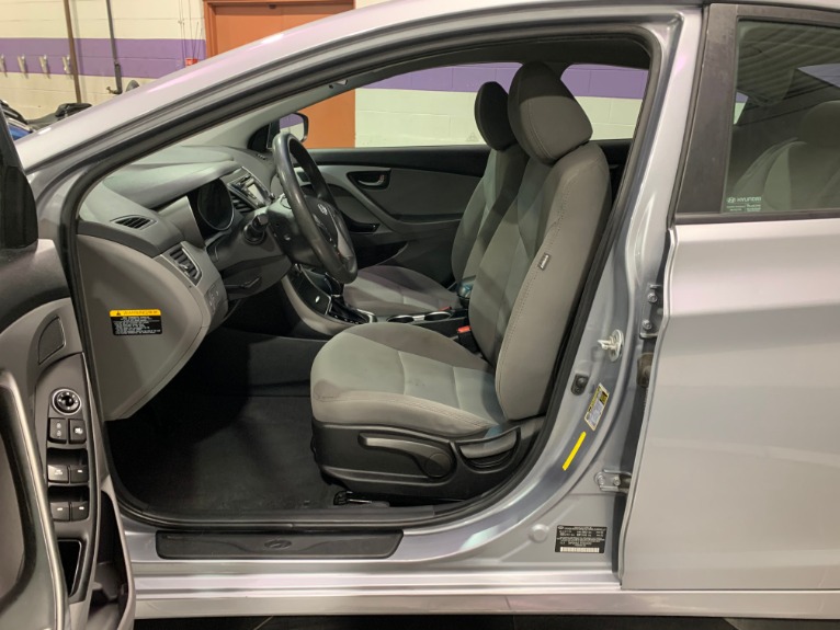 Used-2015-Hyundai-Elantra-Limited