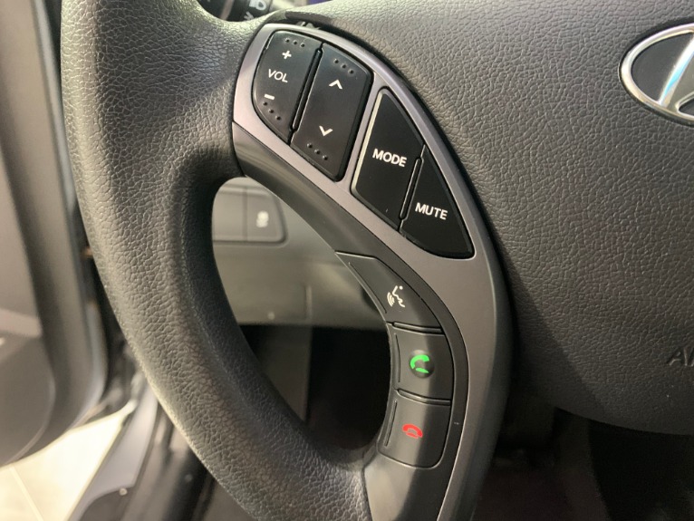 Used-2015-Hyundai-Elantra-Limited