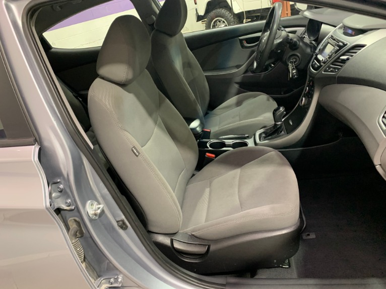 Used-2015-Hyundai-Elantra-Limited