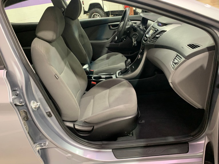 Used-2015-Hyundai-Elantra-Limited