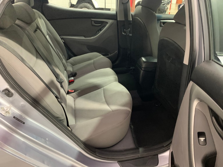 Used-2015-Hyundai-Elantra-Limited