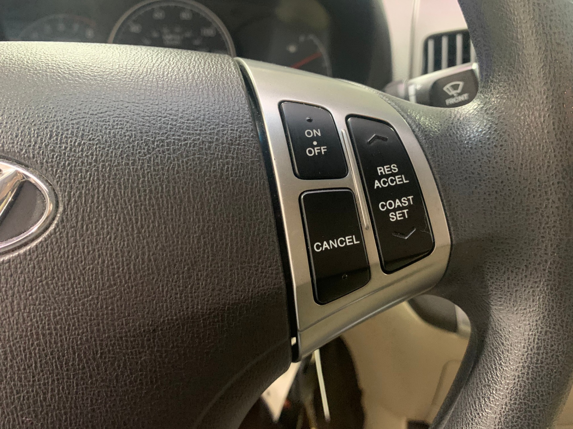 Used-2010-Hyundai-Elantra-GLS-FWD