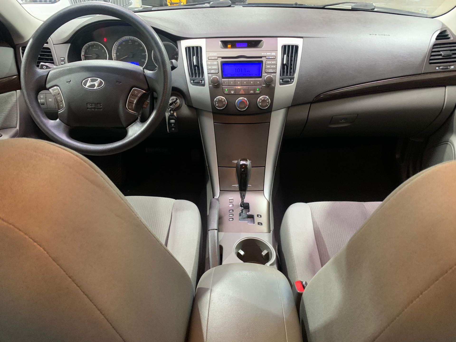 Used-2010-Hyundai-Sonata-GLS-FWD