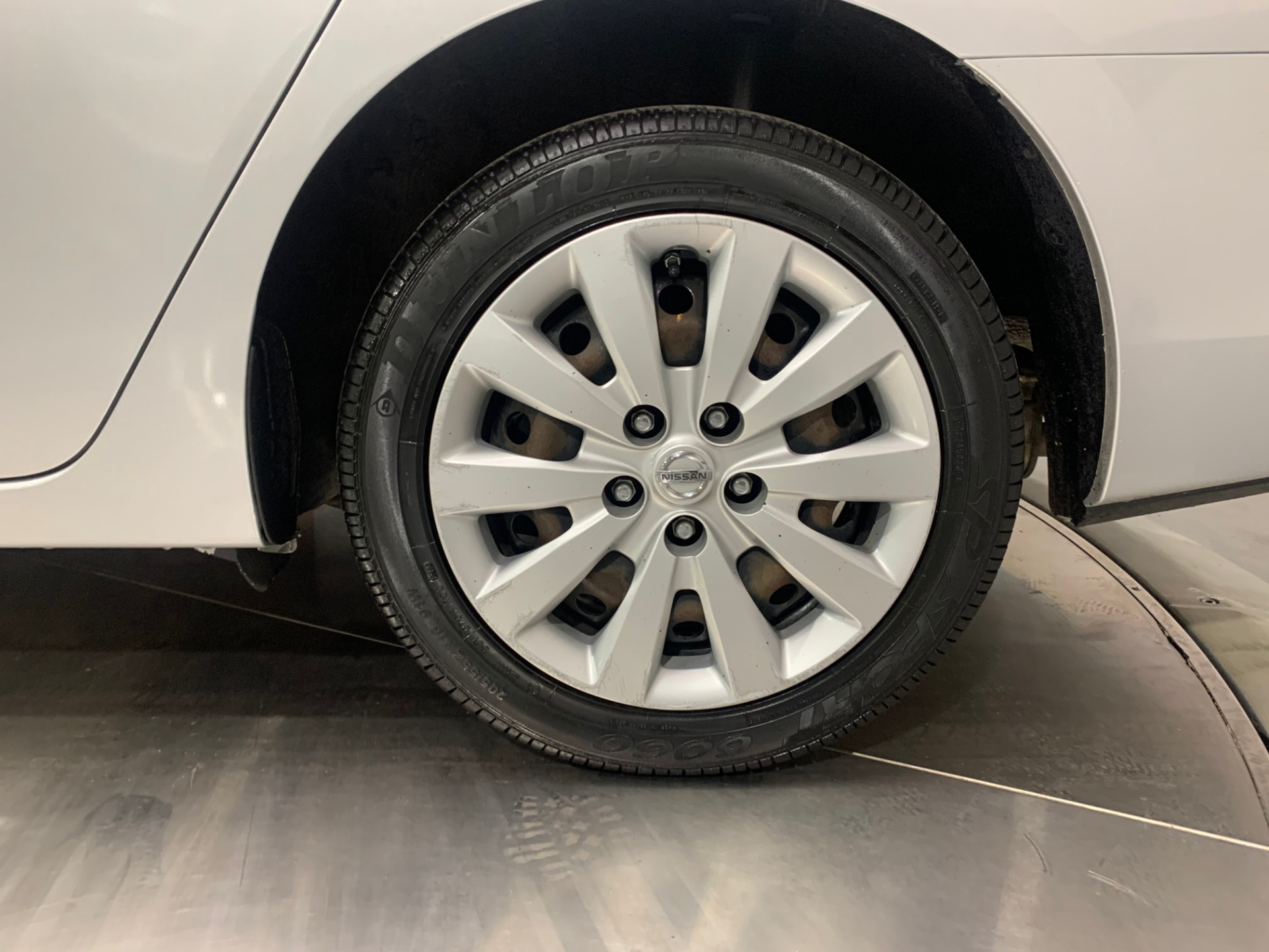 Used-2014-Nissan-Sentra-SV-FWD
