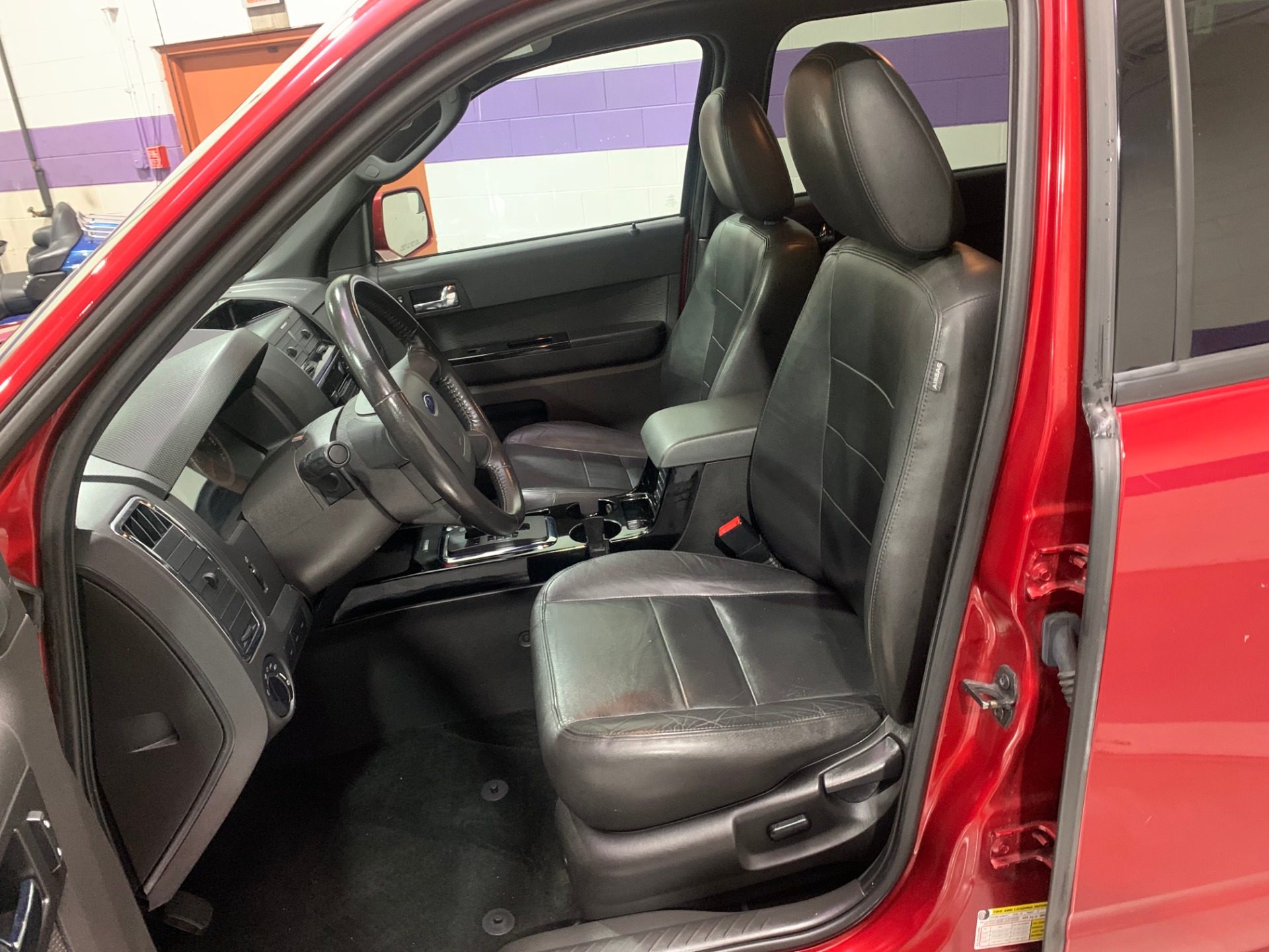 Used-2012-Ford-Escape-Limited-FWD