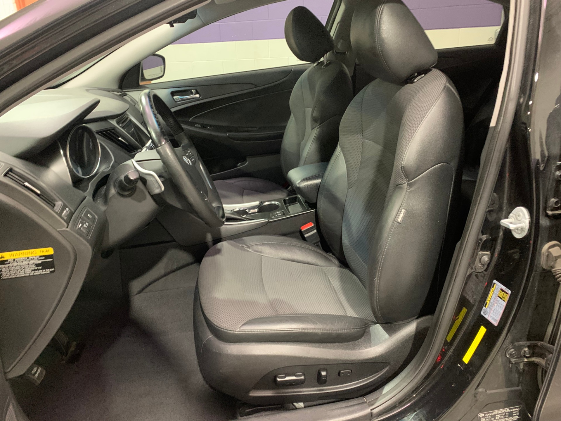 Used-2013-Hyundai-Sonata-SE-20T-FWD