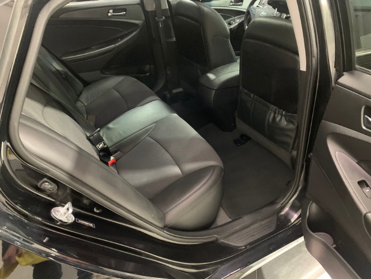 Used-2013-Hyundai-Sonata-SE-20T-FWD