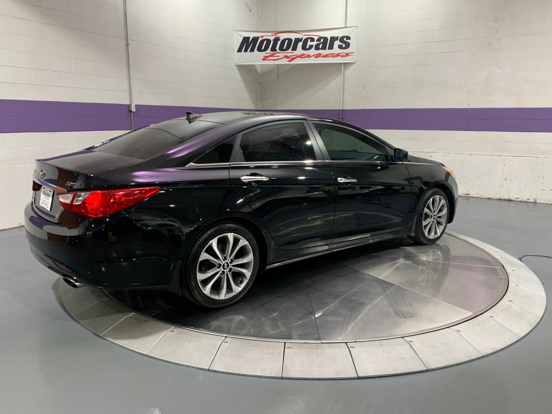 Used-2013-Hyundai-Sonata-SE-20T-FWD