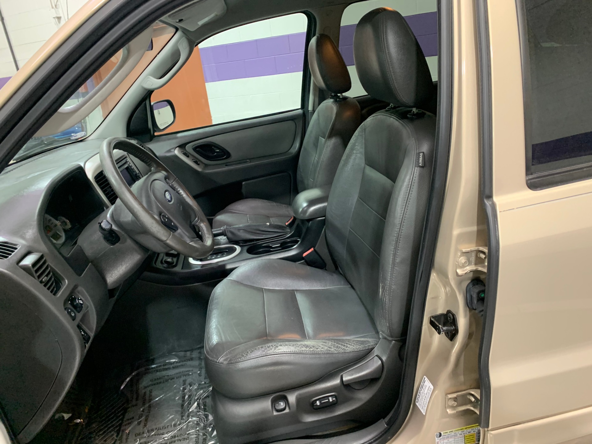 Used-2007-Ford-Escape-Hybrid-AWD