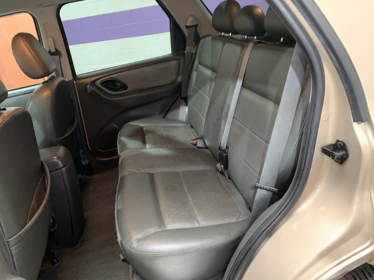Used-2007-Ford-Escape-Hybrid-AWD