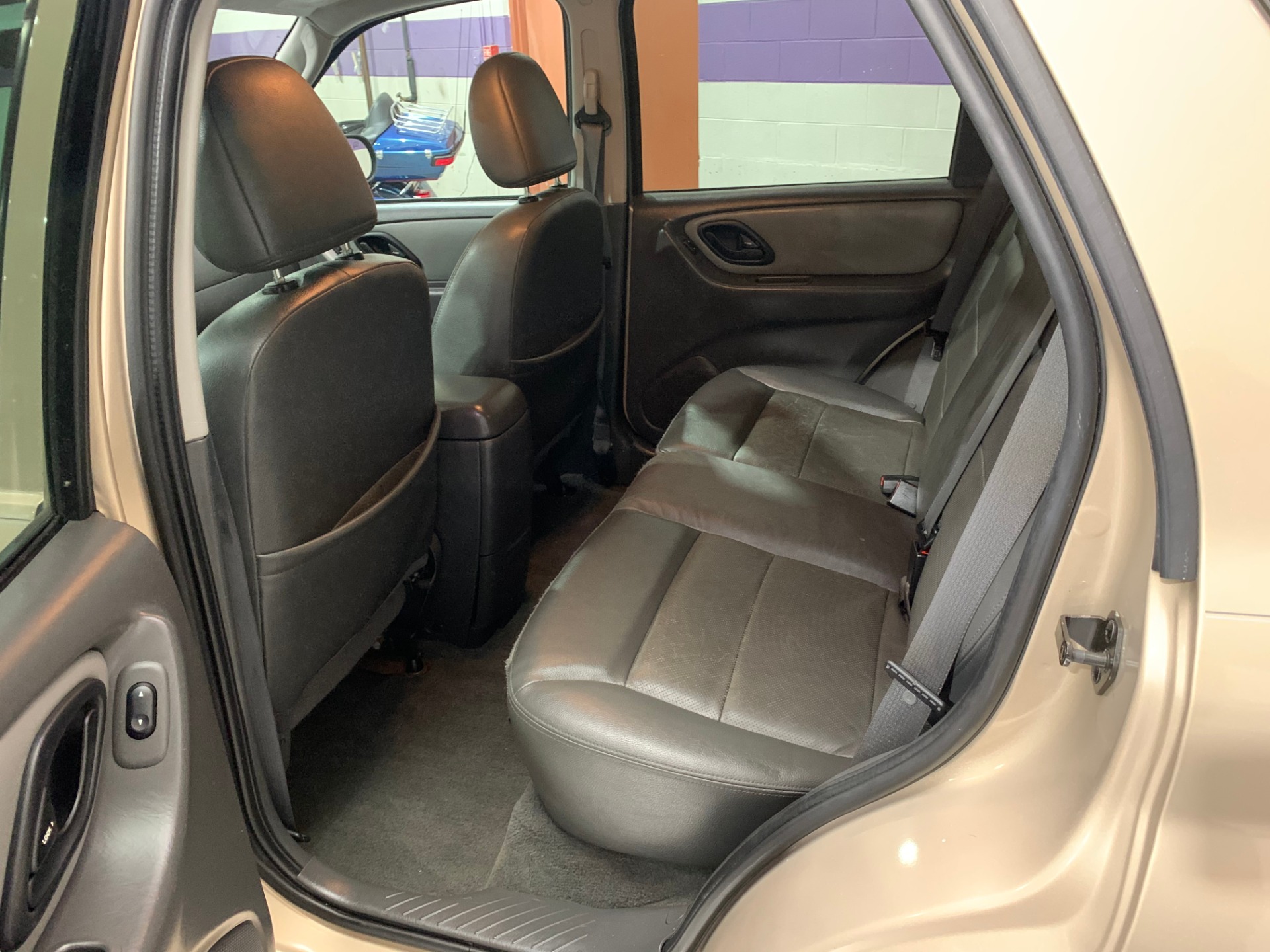 Used-2007-Ford-Escape-Hybrid-AWD