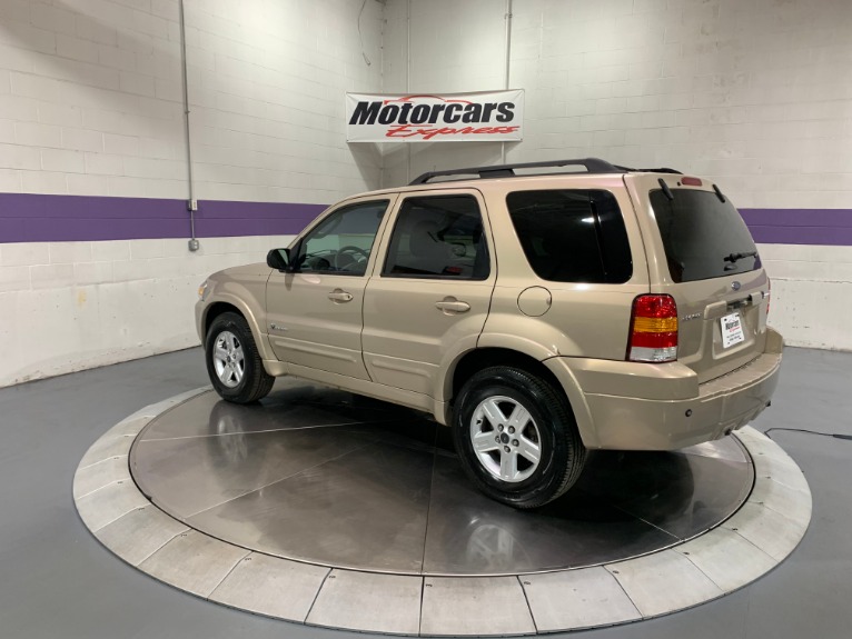 Used-2007-Ford-Escape-Hybrid-AWD