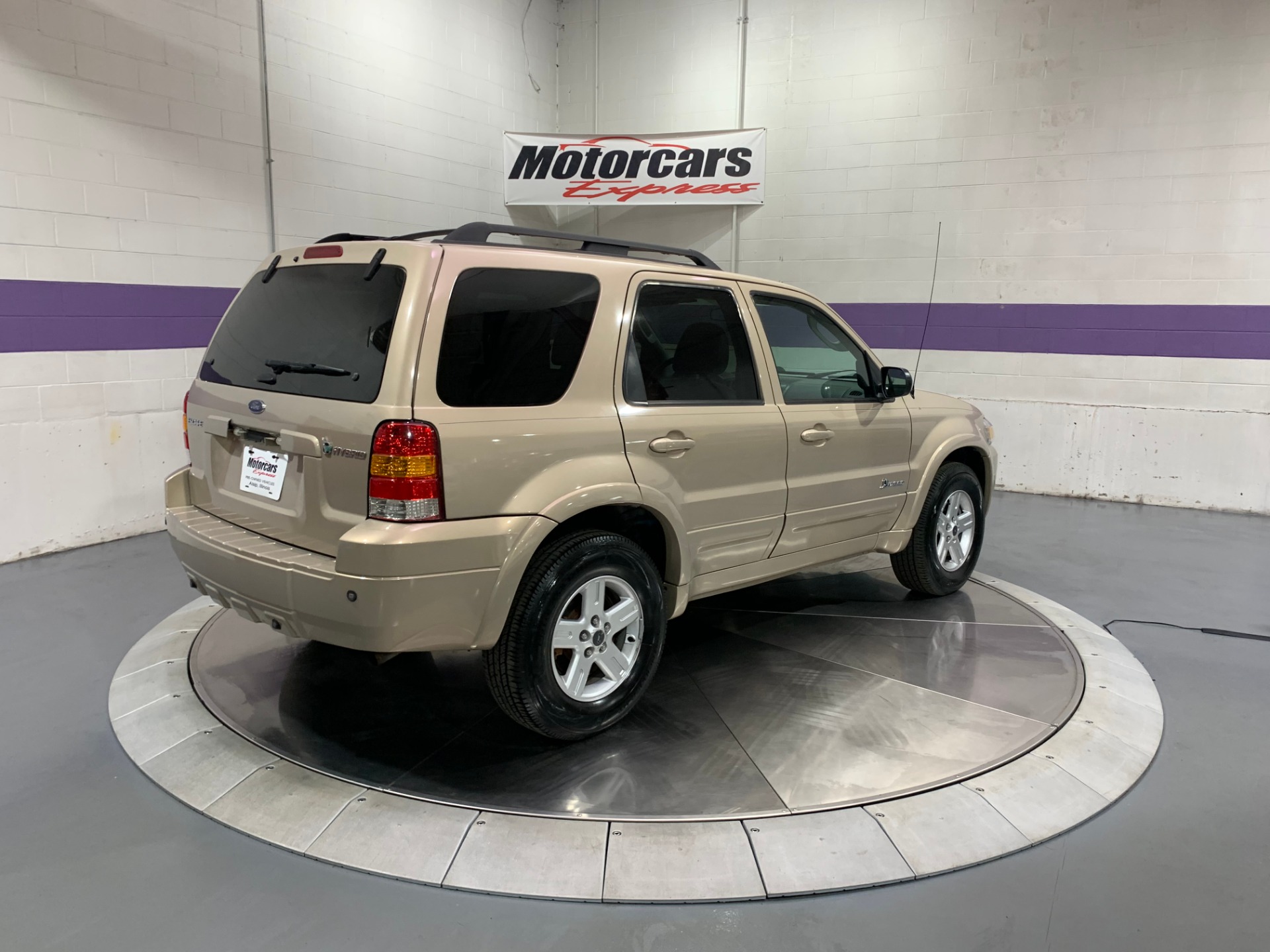 Used-2007-Ford-Escape-Hybrid-AWD