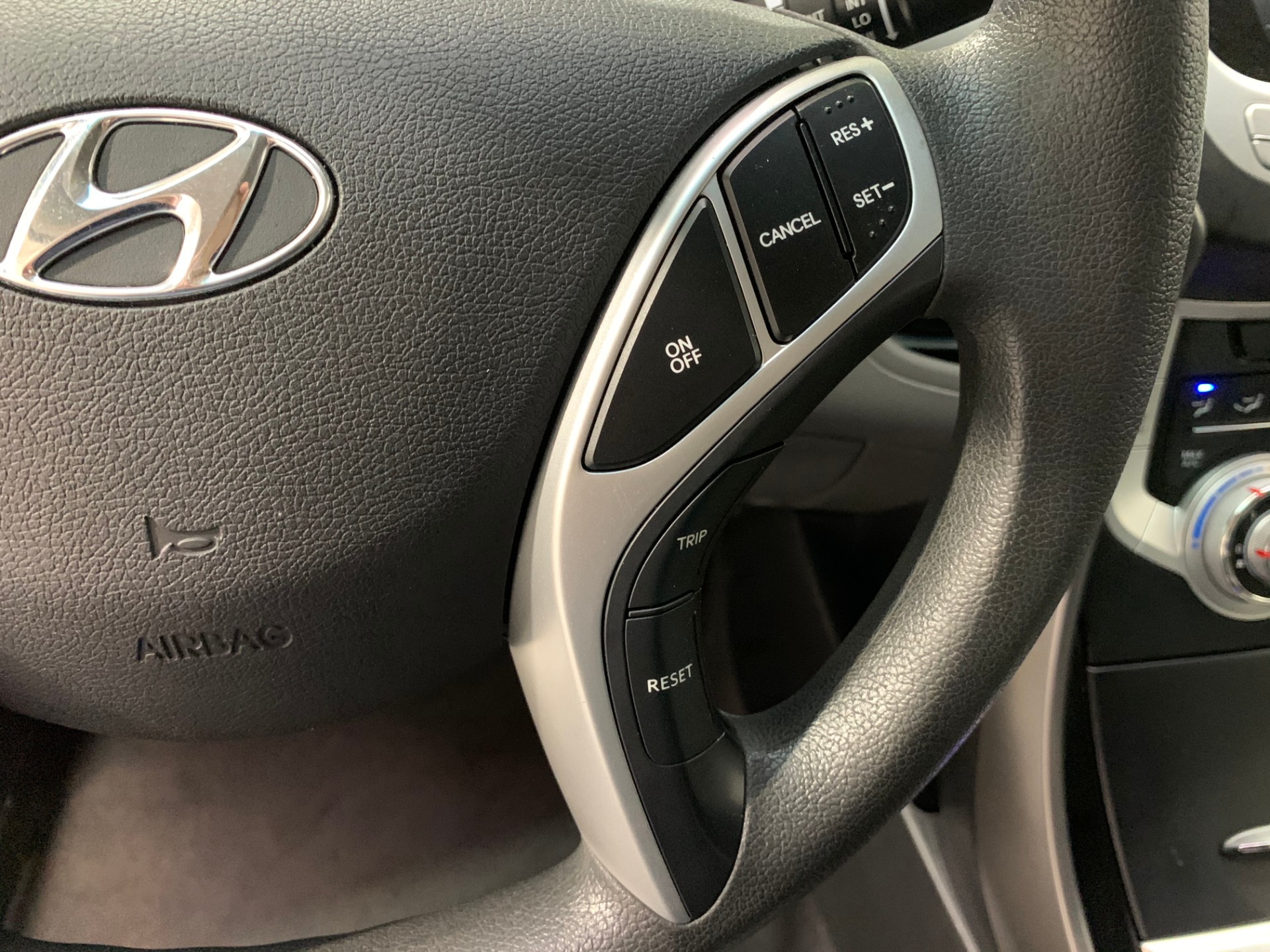 Used-2011-Hyundai-Elantra-GLS-FWD