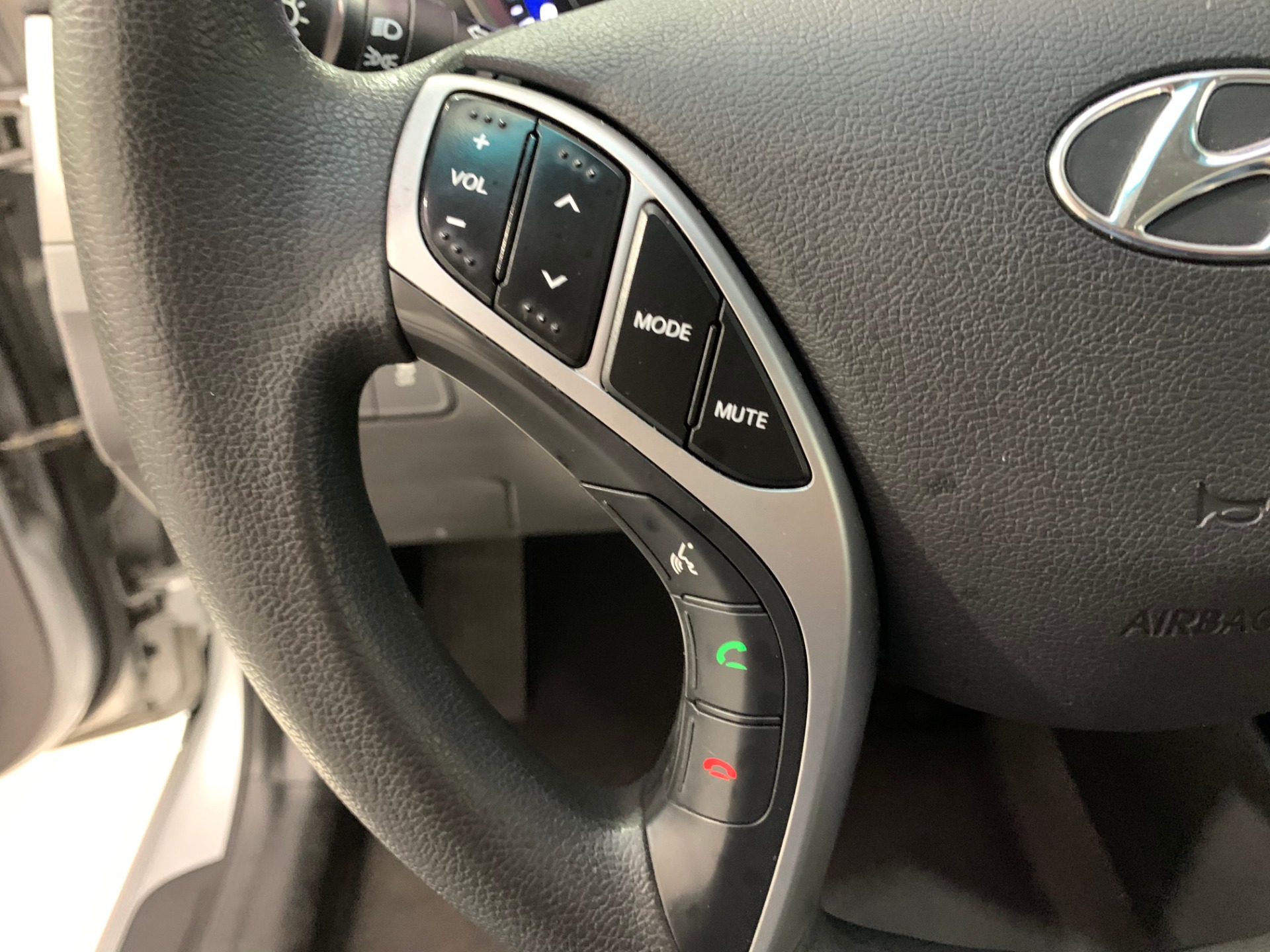 Used-2011-Hyundai-Elantra-GLS-FWD