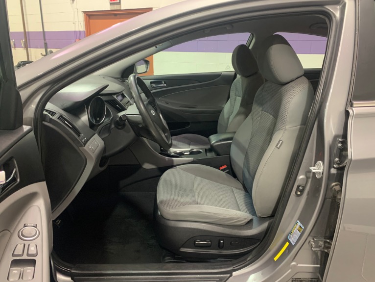 Used-2011-Hyundai-Sonata-GLS-FWD