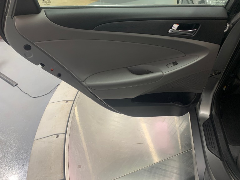 Used-2011-Hyundai-Sonata-GLS-FWD