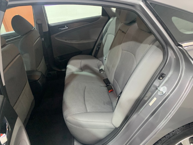 Used-2011-Hyundai-Sonata-GLS-FWD