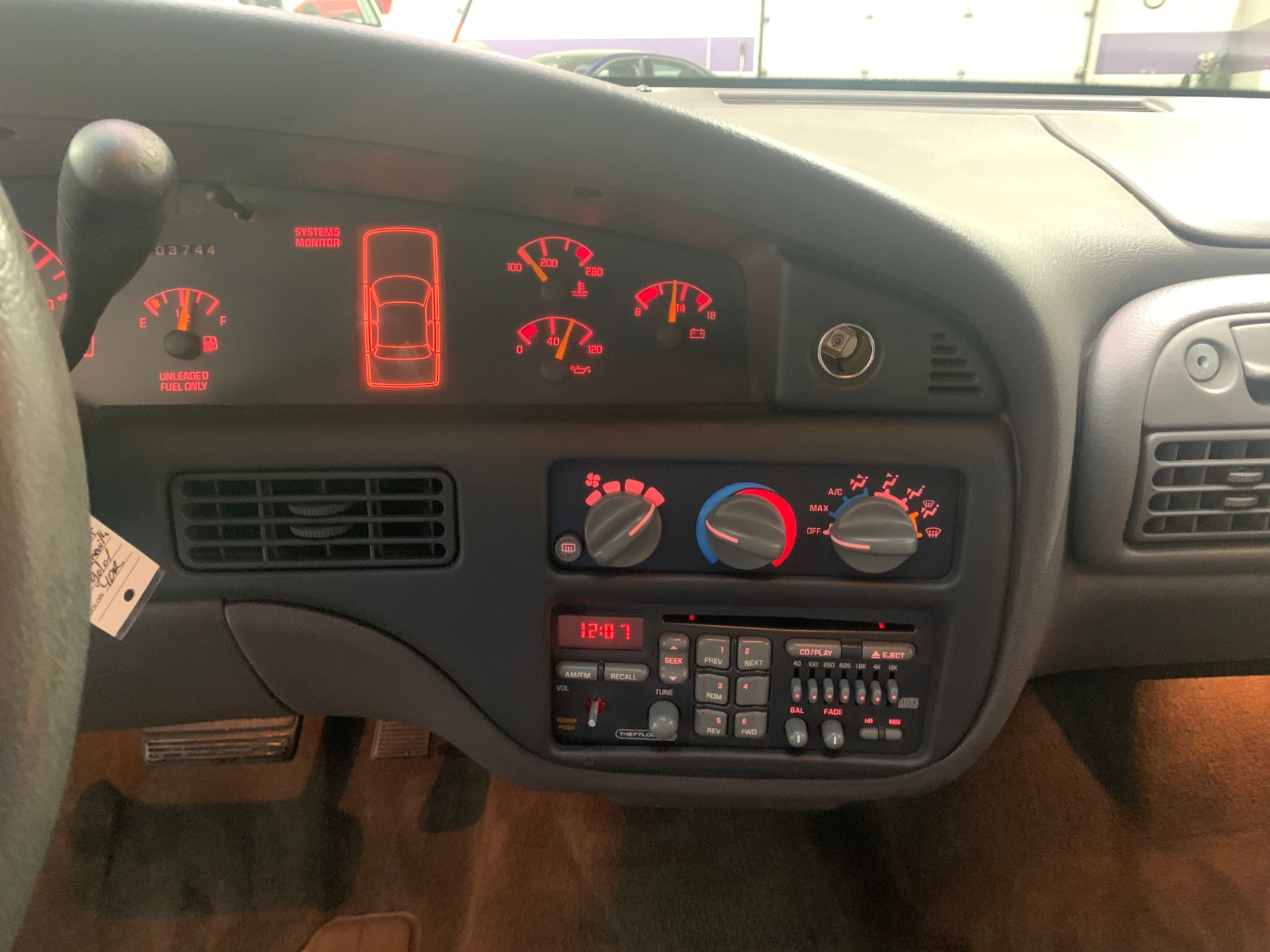 Used-1999-Pontiac-Bonneville-SE