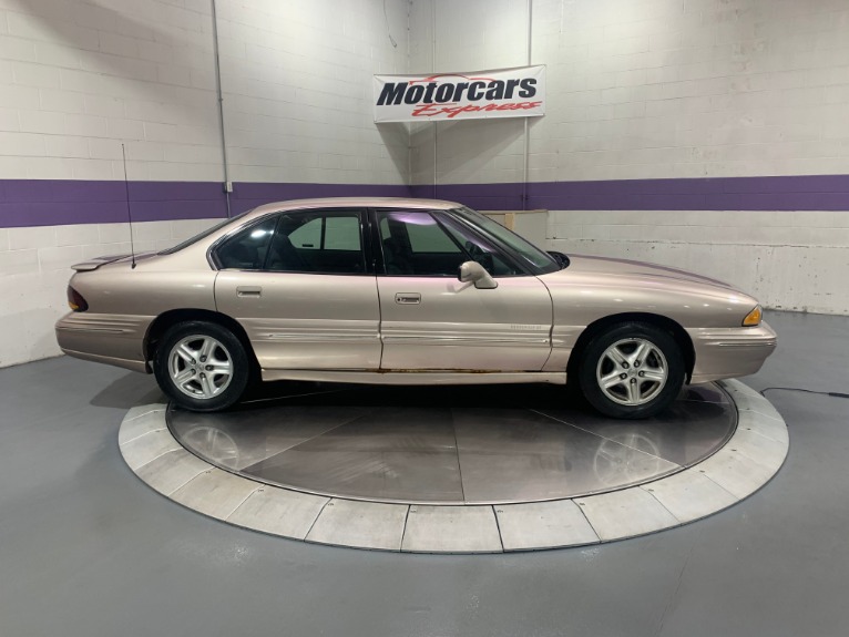 Used-1999-Pontiac-Bonneville-SE