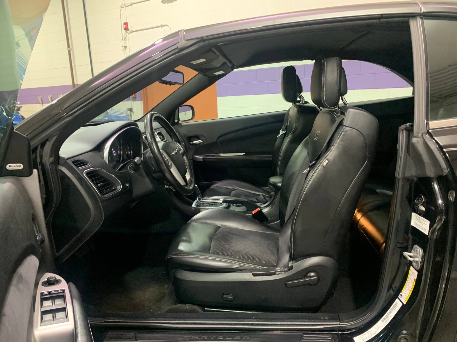 Used-2011-Chrysler-200-Convertible-S