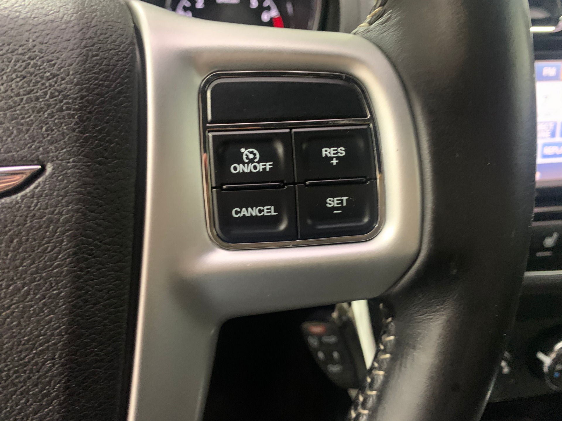 Used-2011-Chrysler-200-Convertible-S