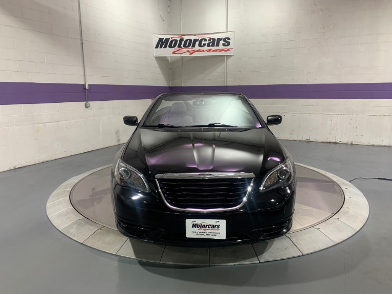 Used-2011-Chrysler-200-Convertible-S